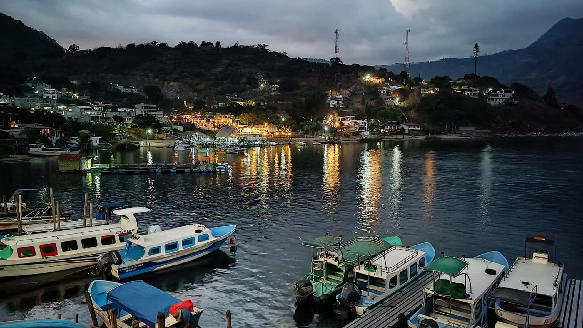 San Pedro Suite San Pedro La Laguna Ngoại thất bức ảnh
